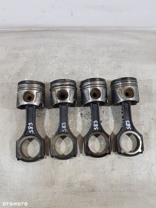 TŁOK KORBOWÓD A6510302517 0834A MERCEDES GLA CLA A KLASA 2.2 CDI 651930