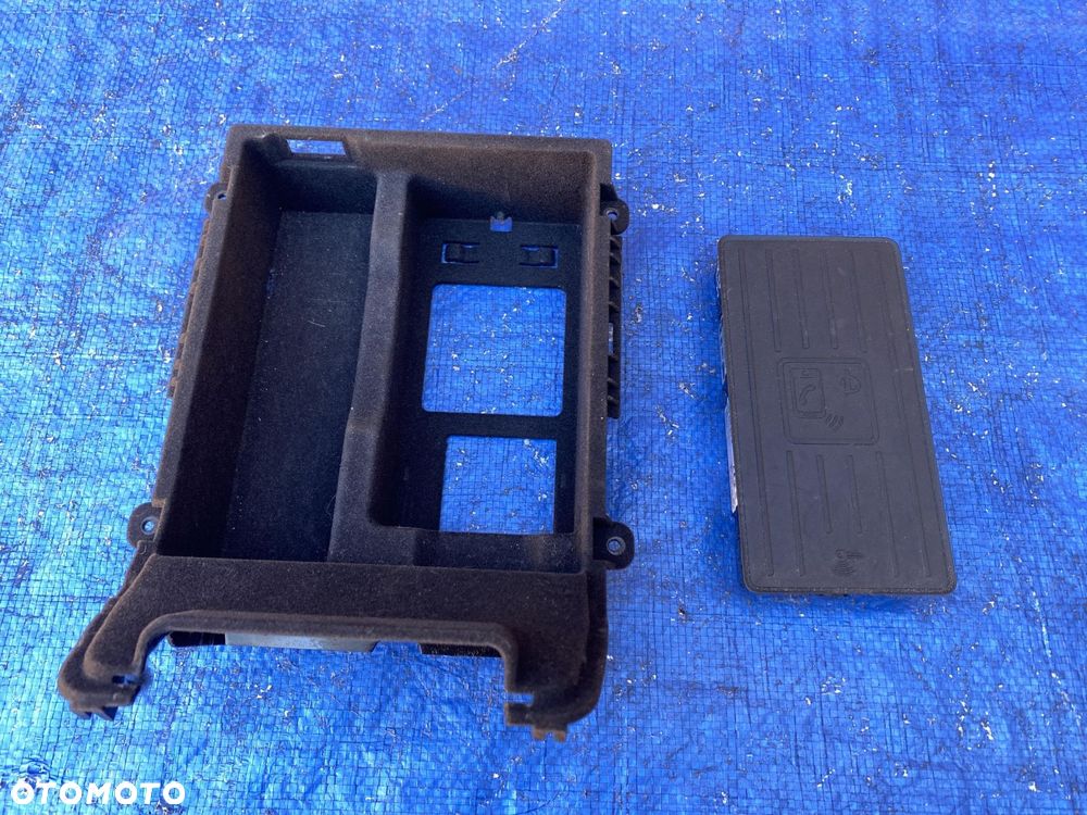 AUDI A6 C8 4K0035502B ŁADOWARKA INDUKCJA SCHOWEK ORYGINAŁ - 1