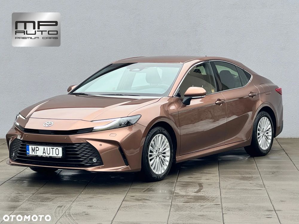 Toyota Camry 2.5 Hybrid Comfort CVT - 1