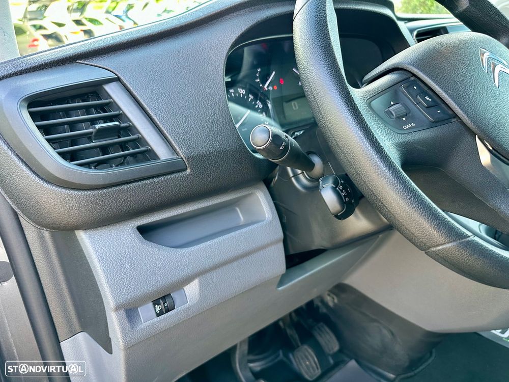 Citroën Jumpy 2.0 Blue-HDi - 22