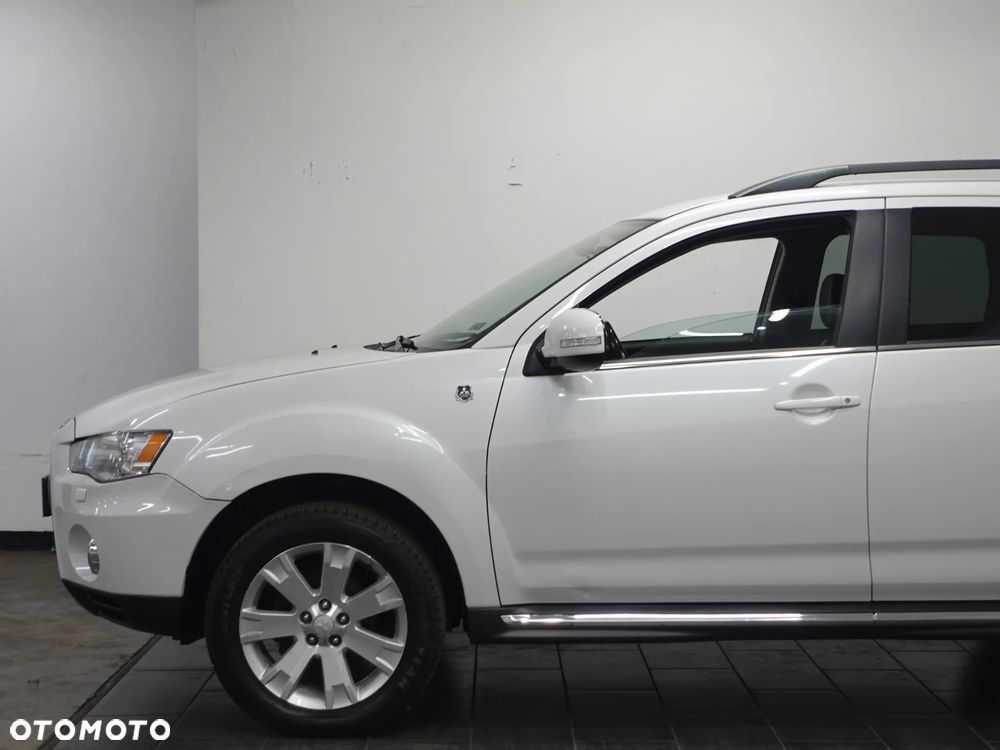 Mitsubishi Outlander - 15