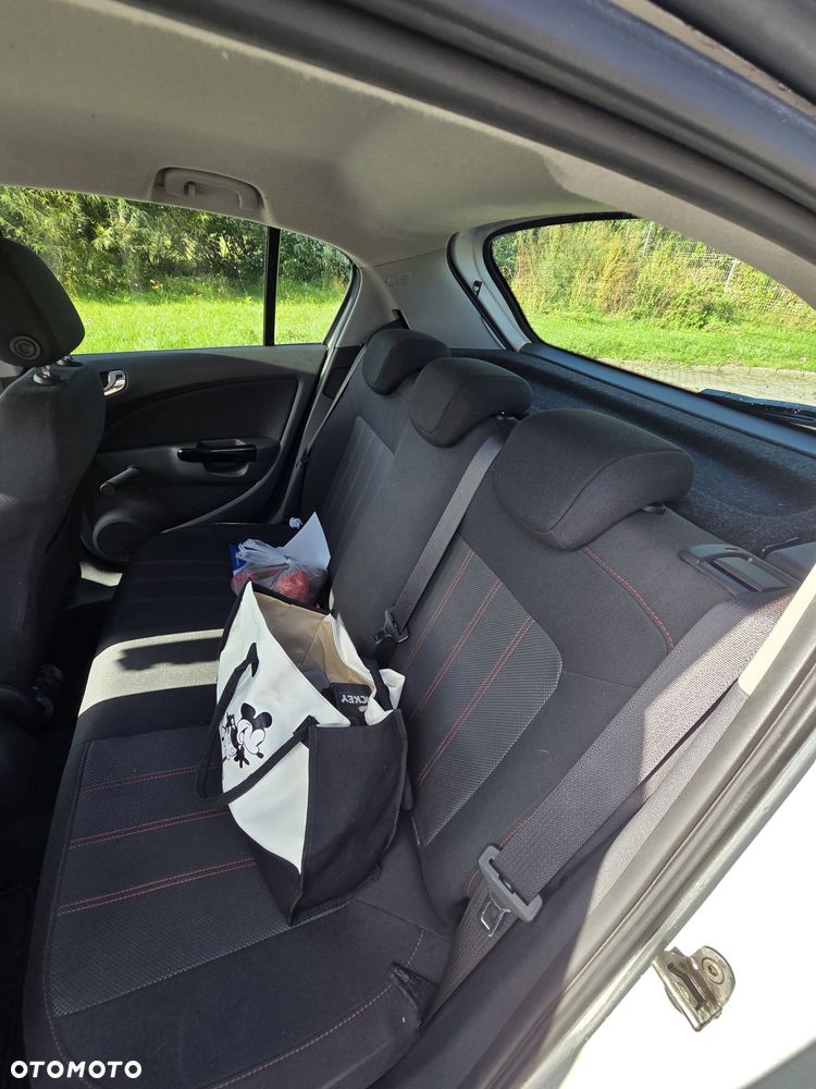 Opel Corsa - 8