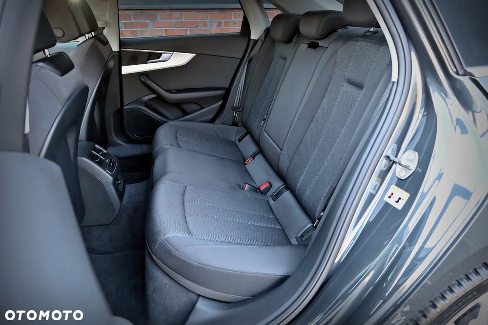 Audi A4 Limousine - 24