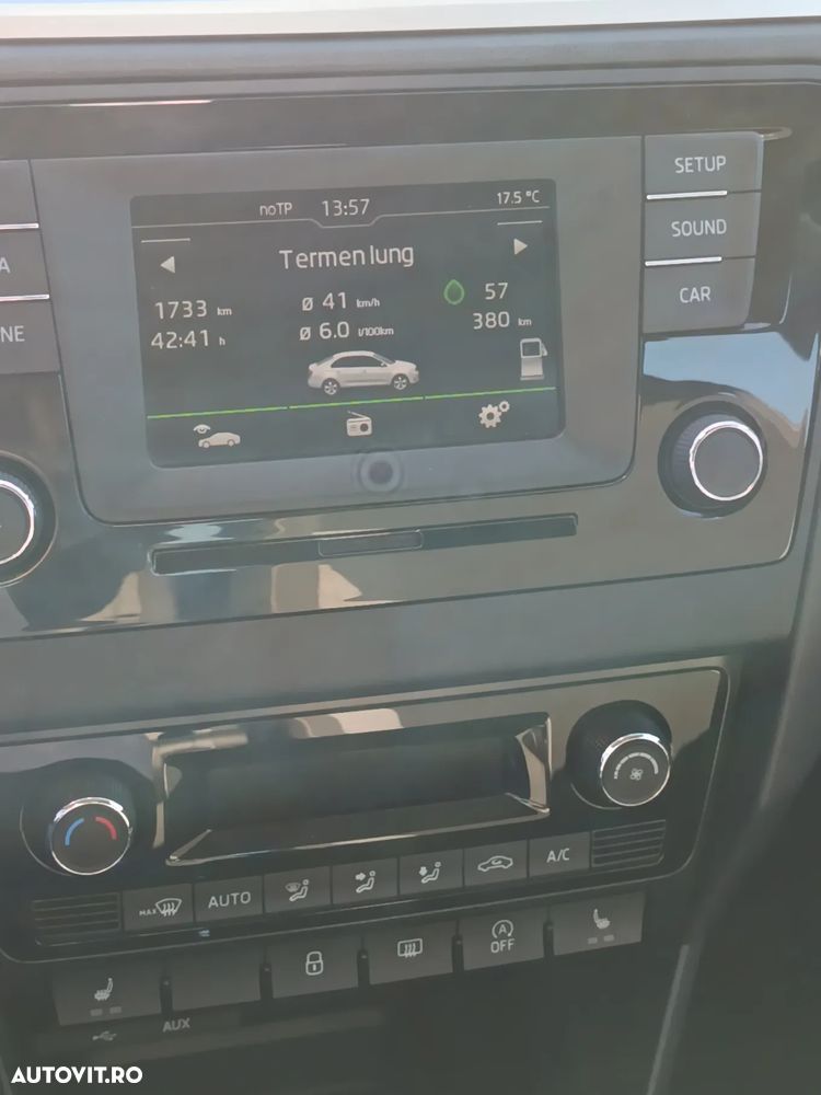 Skoda RAPID 1.2 TSI Style - 4