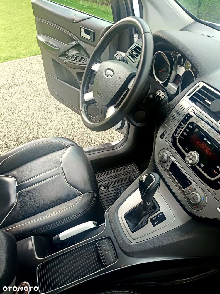 Ford Kuga 2.0 TDCi 4x4 Individual - 10