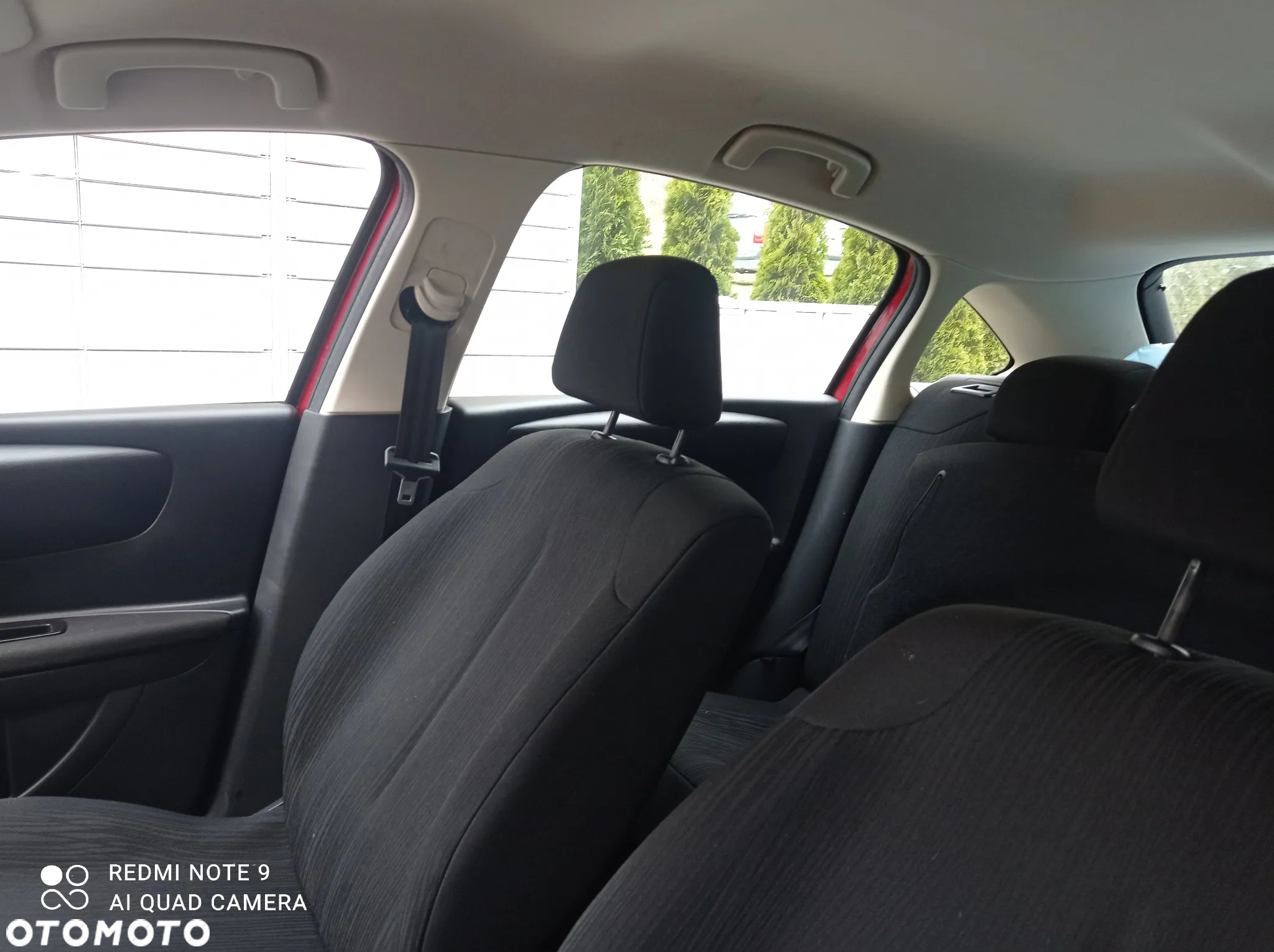 Citroën C4 1.4 16V Style - 13