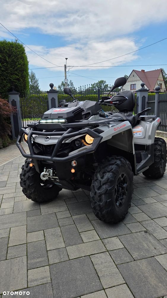 Can-Am Outlander Max - 1
