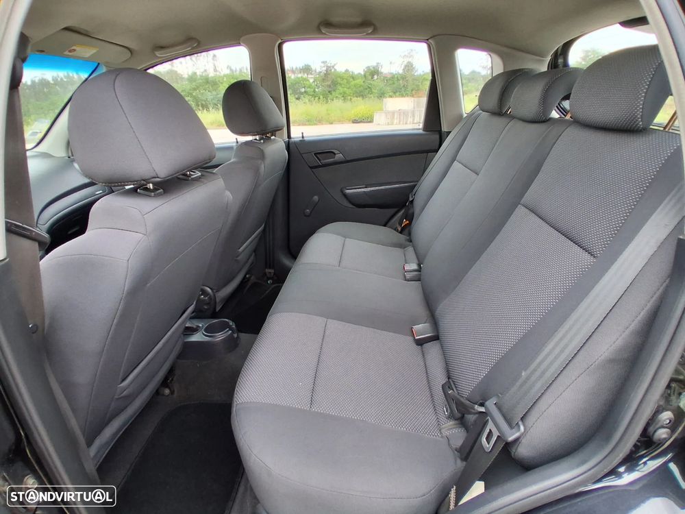 Chevrolet Aveo 1.2 LS - 12