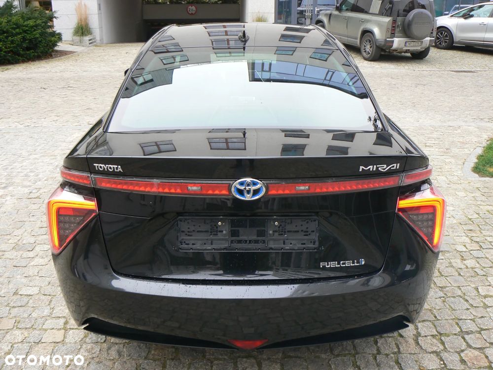 Toyota Mirai Standard - 8