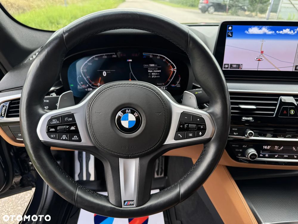 BMW Seria 5 520d xDrive M Sport sport - 35