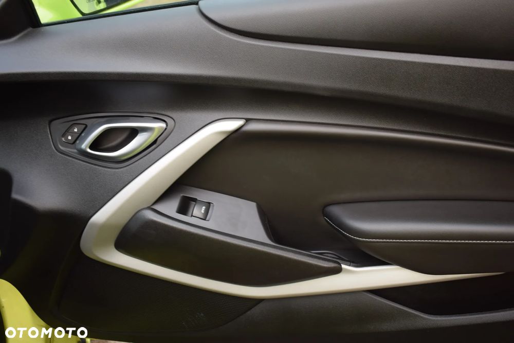 Chevrolet Camaro - 27