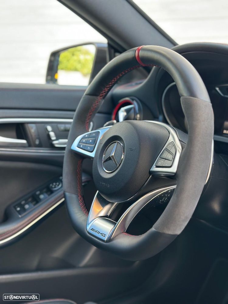 Mercedes-Benz CLA 45 AMG Shooting Brake 4-Matic - 16