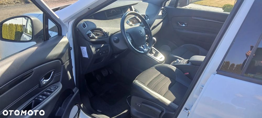 Renault Scenic Energy TCe 130 S&S Bose Edition - 9