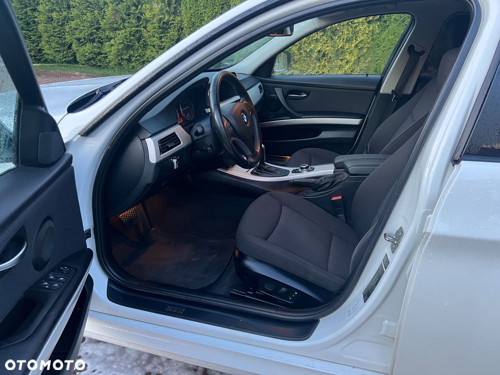 BMW Seria 3 - 8