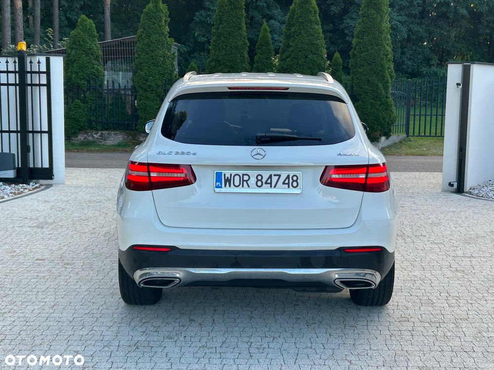 Mercedes-Benz GLC - 9