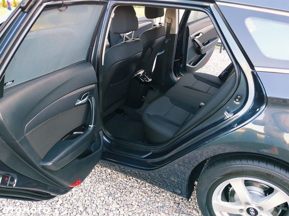 Hyundai i40 i40cw 1.6 Fifa World Cup Edition - 9
