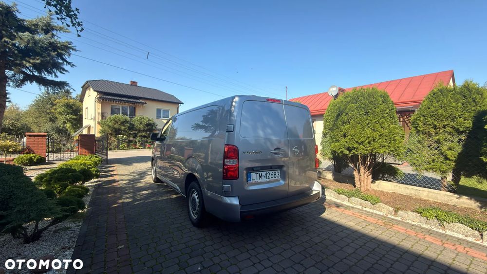 Opel Vivaro - 8