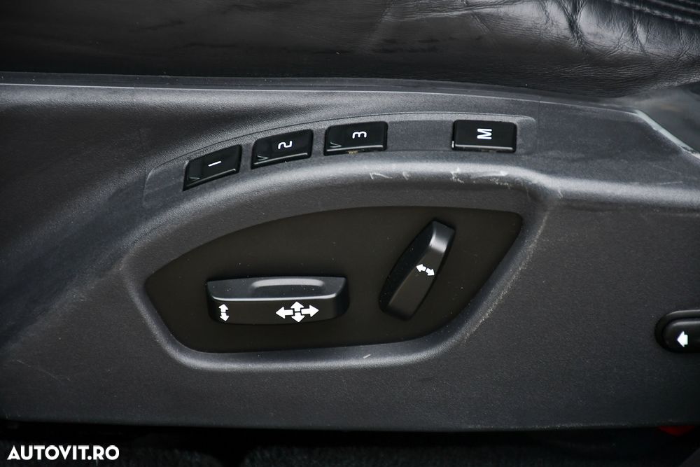 Volvo XC 60 D4 AWD Ocean Race - 20