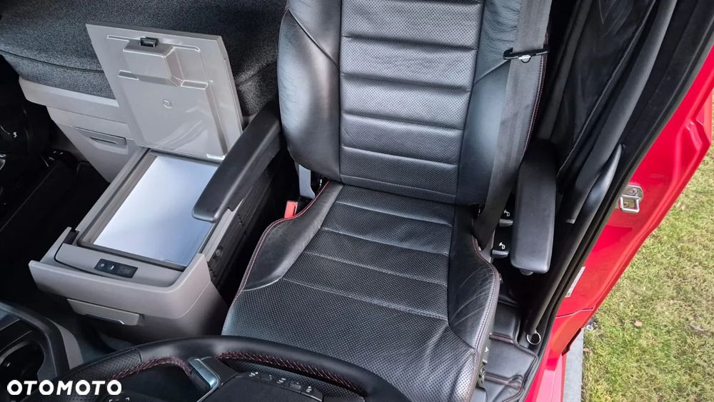 Scania SCANIA///S530///V8///2022/// FULL LED///ALUFELGI/// KLIMATYZACJA POSTOJOWA/// ZABUDOWY MIĘDZYOSIOWE/// SKÓRZANE FOTELE///WAGA/// STAN JAK NOWY///RETARDER/// - 32