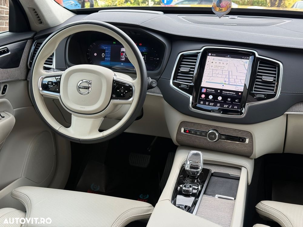 Volvo XC 90 - 23