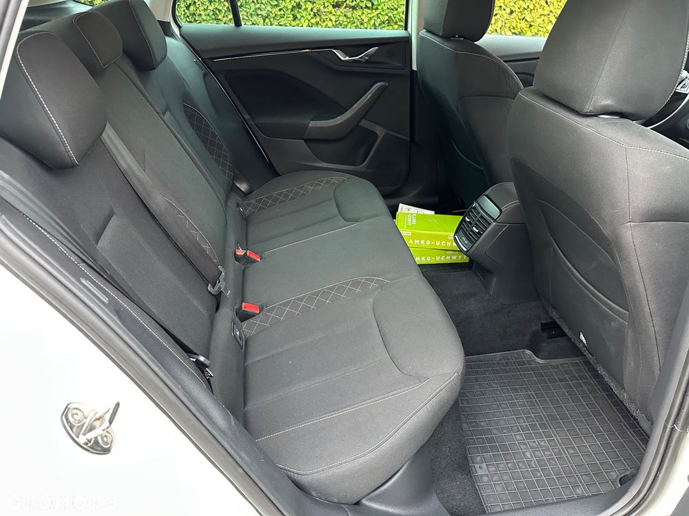 Skoda Kamiq 1.0 TSI Clever - 16