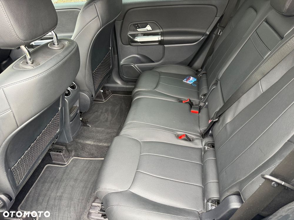 Mercedes-Benz GLB 250 4-Matic Edition 1 8G-DCT - 18