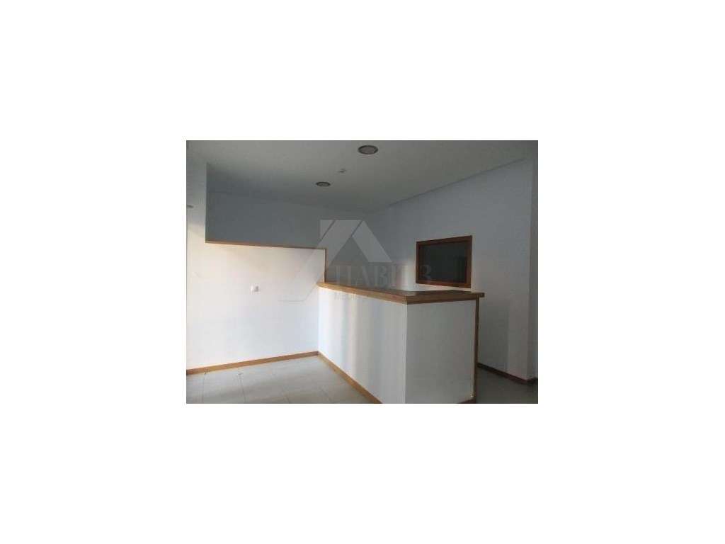 Loja comercial em Ponte de Lima. - Grande imagem: 3/9