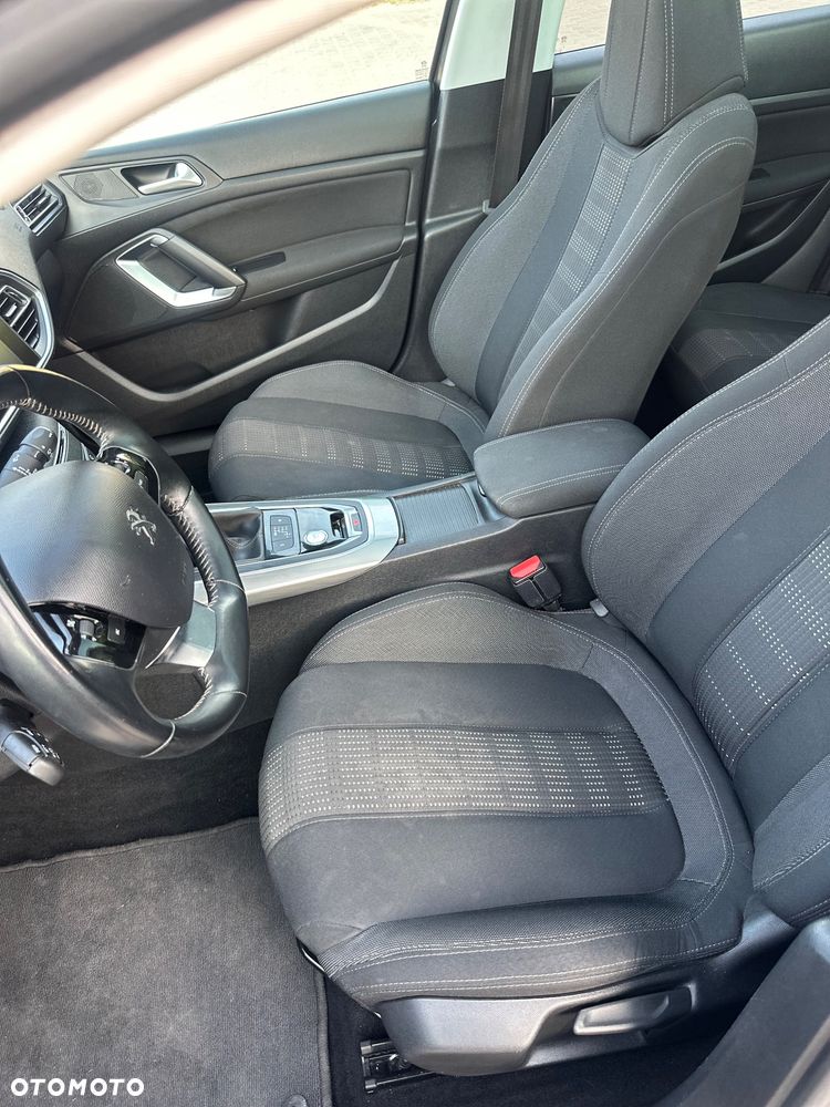 Peugeot 308 - 10