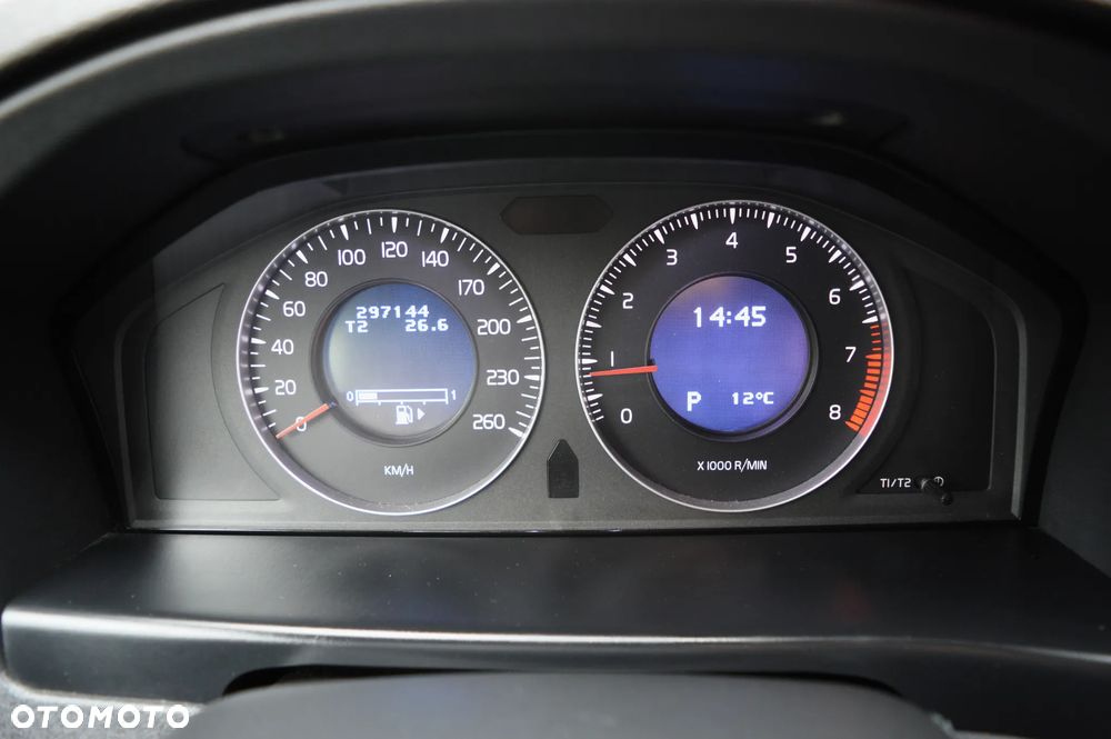 Volvo V70 - 40