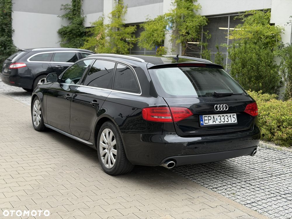 Audi A4 Avant - 4