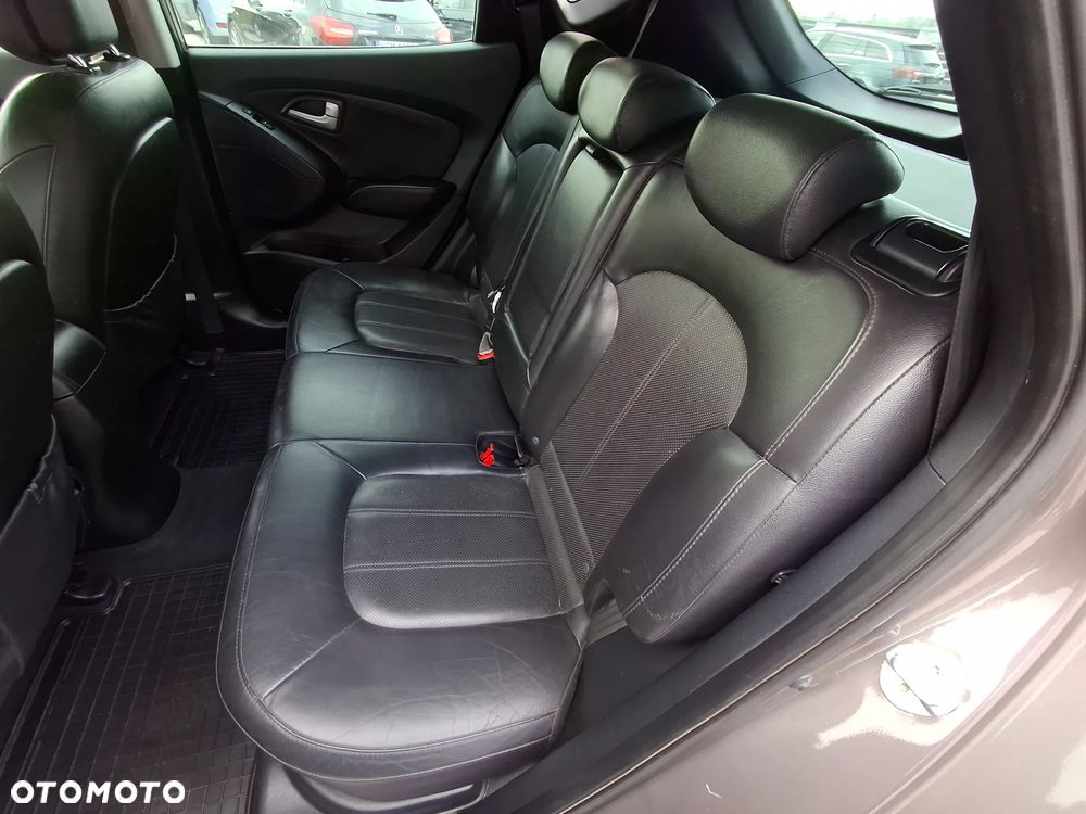 Hyundai ix35 2.0 CRDi 4WD Automatik Premium - 17