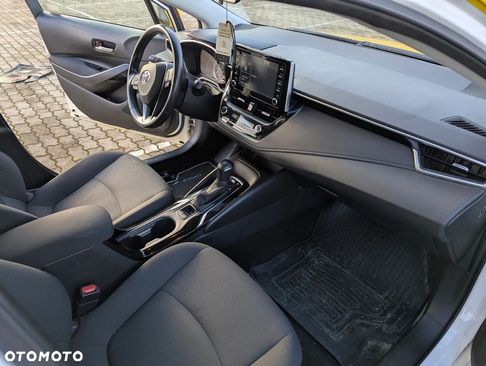 Toyota Corolla 1.8 Hybrid Comfort - 13