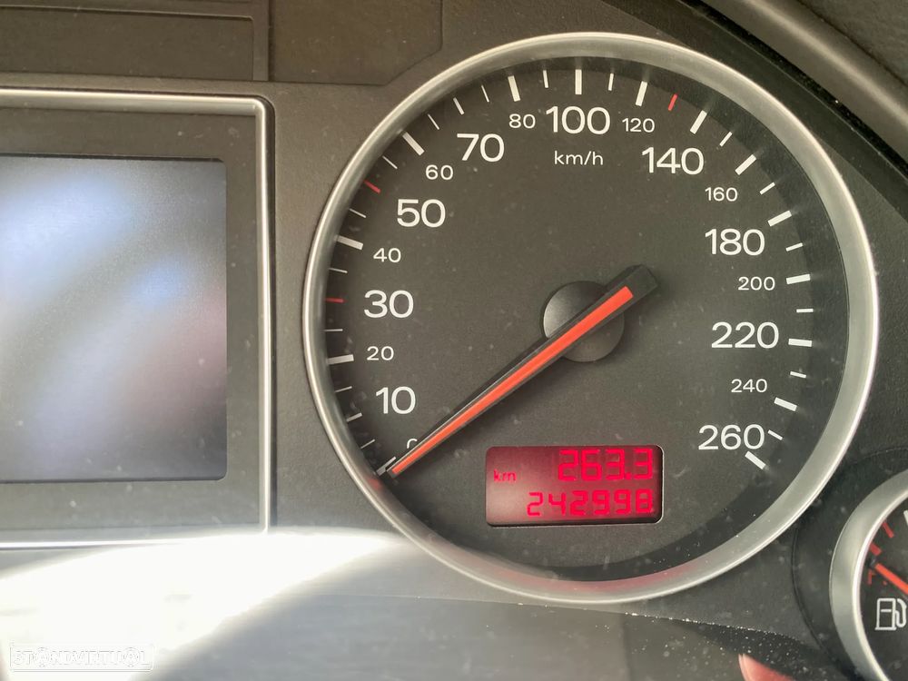 Audi A4 1.9 TDI m6 - 9