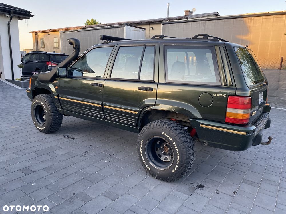 Jeep Grand Cherokee - 4