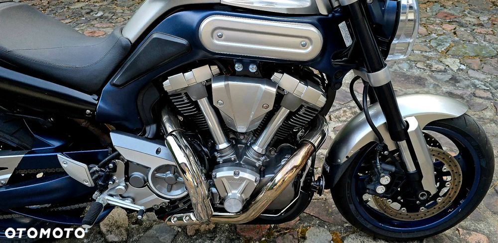 Yamaha MT - 8