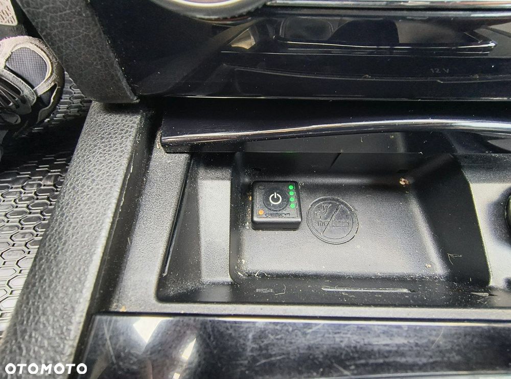 Mercedes-Benz Klasa C 180 Kompressor Elegance - 26