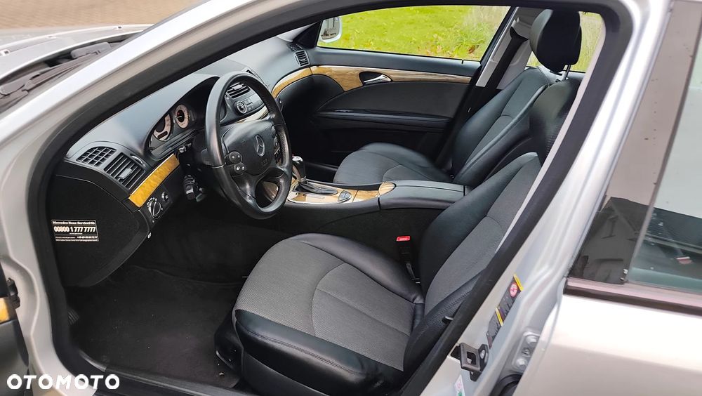 Mercedes-Benz Klasa E 300 BlueTEC 7G-TRONIC Avantgarde - 31