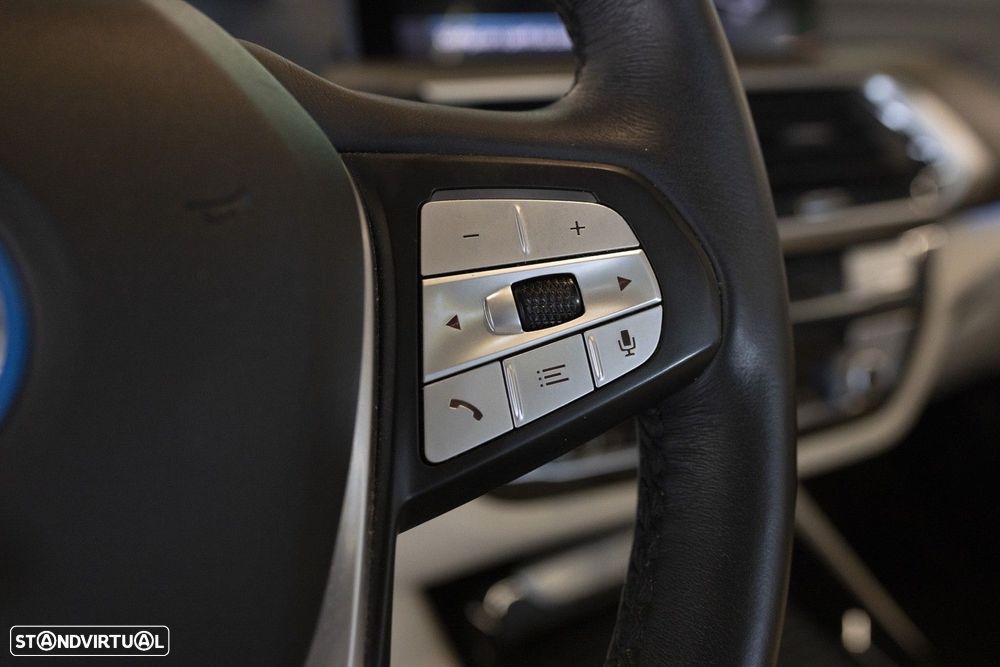 BMW iX3 Inspiring - 40