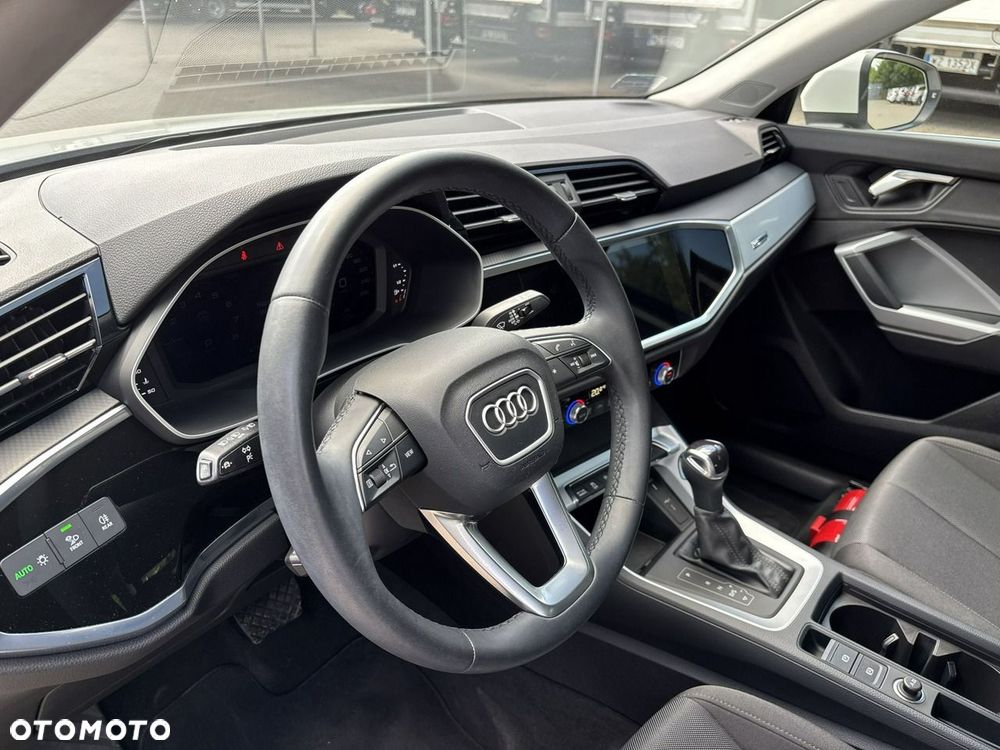 Audi Q3 Sportback 35 TFSI mHEV S tronic - 12