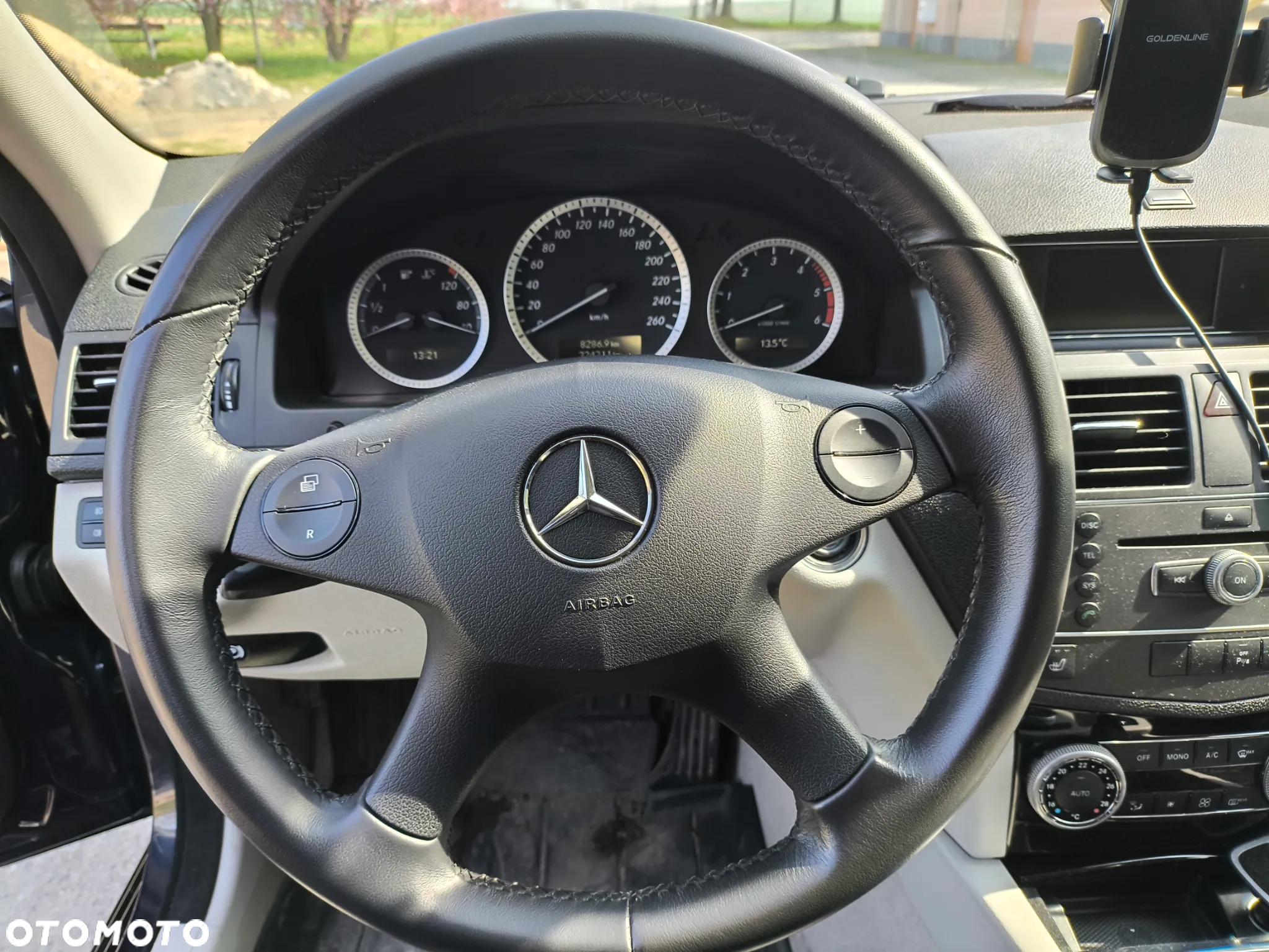 Mercedes-Benz Klasa C 200 CDI BlueEff Classic - 22