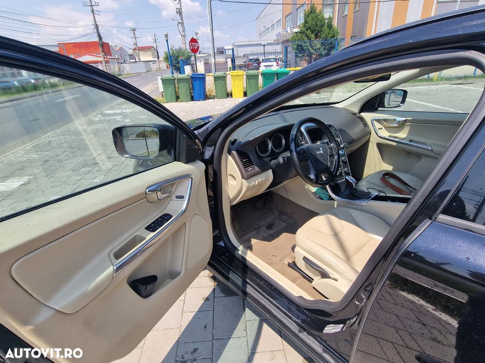 Volvo XC 60 D5AWD Kinetic - 7