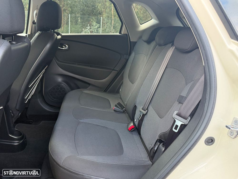Renault Captur 0.9 TCE Exclusive - 6