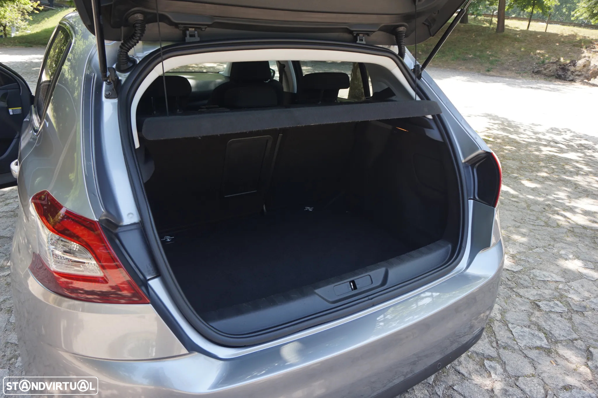 Peugeot 308 1.6 BlueHDi Allure - 17