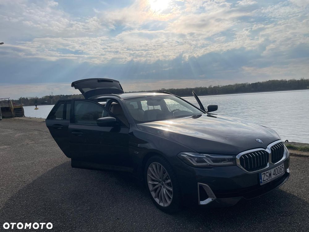BMW Seria 5 530e Luxury Line sport - 6