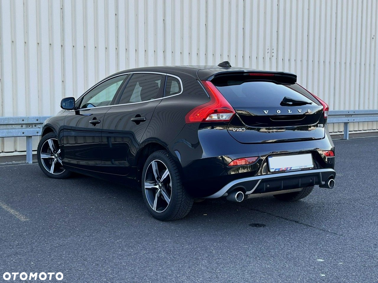 Volvo V40 T3 Geartronic RDesign - 7