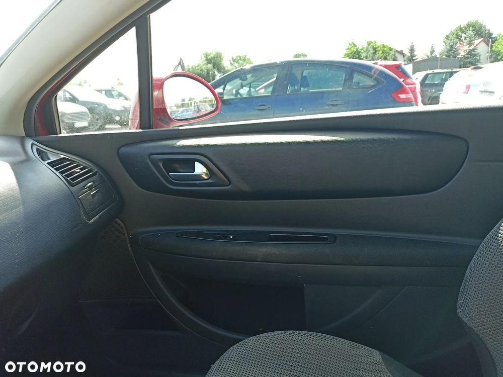 Citroën C4 - 13
