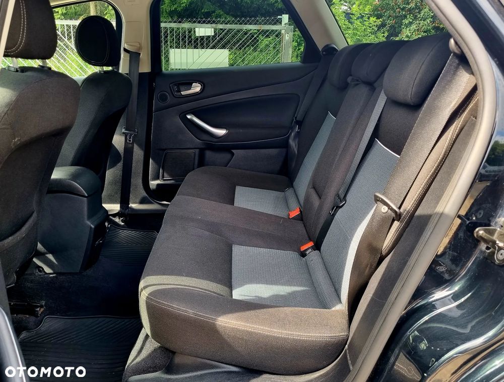 Ford Mondeo 2.0 TDCi Titanium LXS - 16