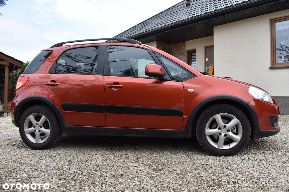Suzuki SX4 1.6 GS / Premium - 6