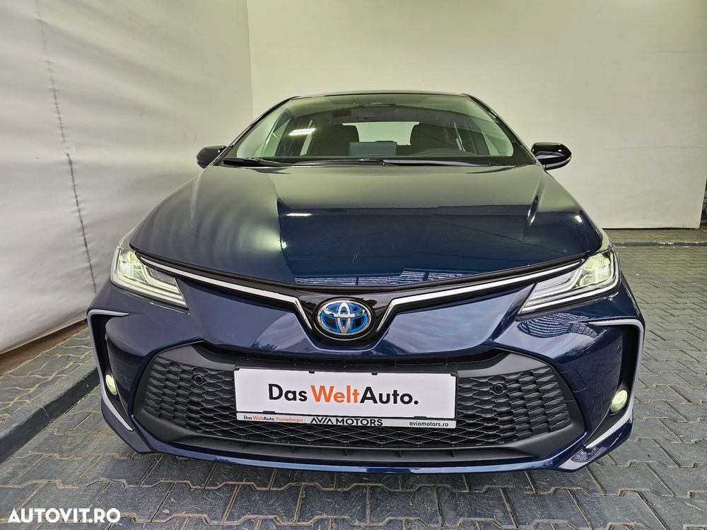 Toyota Corolla Sedan 1.8 HSD Business - 19