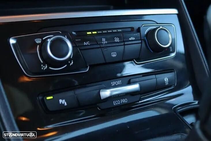 BMW 216 Active Tourer - 29